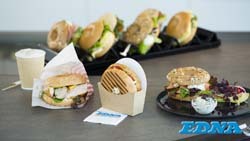 Assortimento di bagel, tagliati