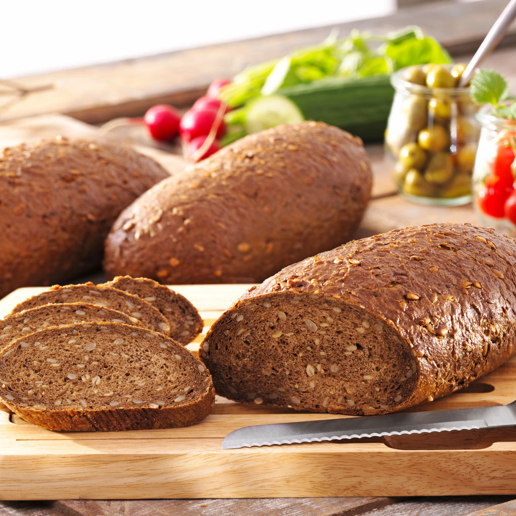 замороженная выпечка. замороженные хлебобулочные полуфабрикаты. заморозка выпечки полуфабрикатов.